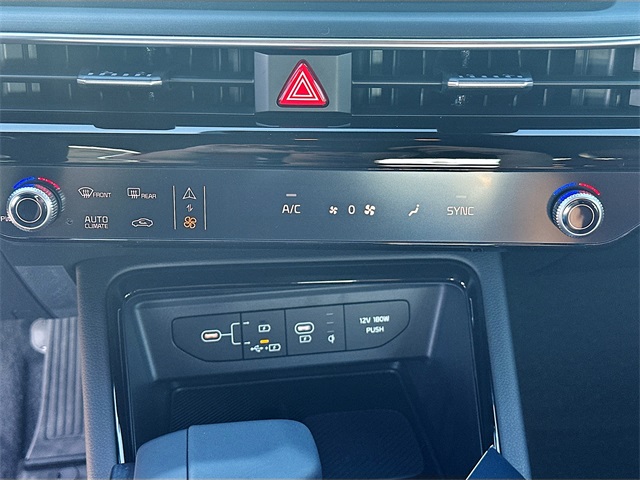 2026 Kia K5 GT-Line photo 14