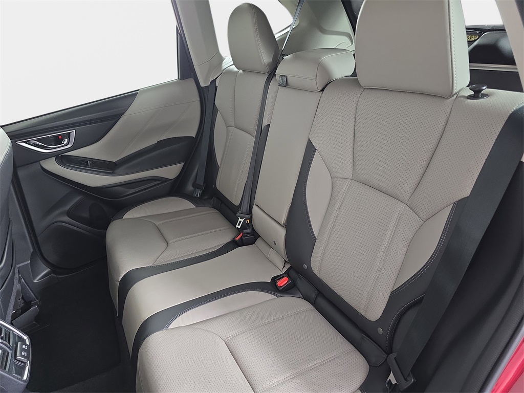 2024 Subaru Forester Limited photo 12