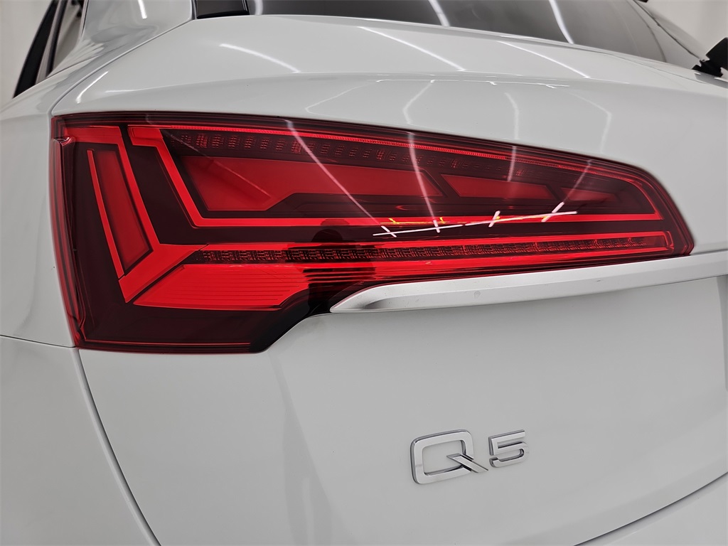 2021 Audi Q5 45 Premium Plus photo 46
