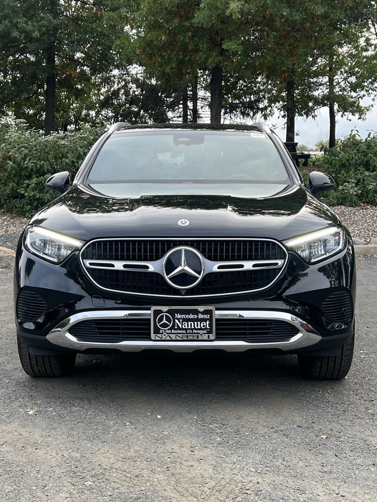 2024 Mercedes Benz GLC 300 4MATIC photo 2