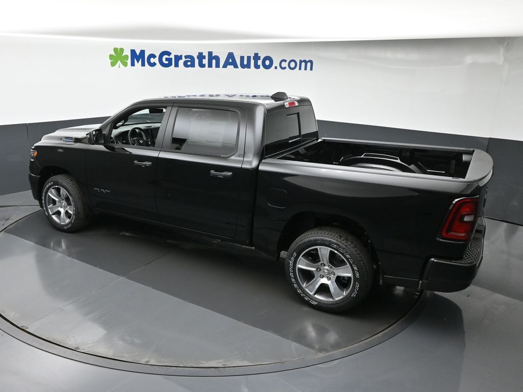2025 Ram 1500 Tradesman photo 18