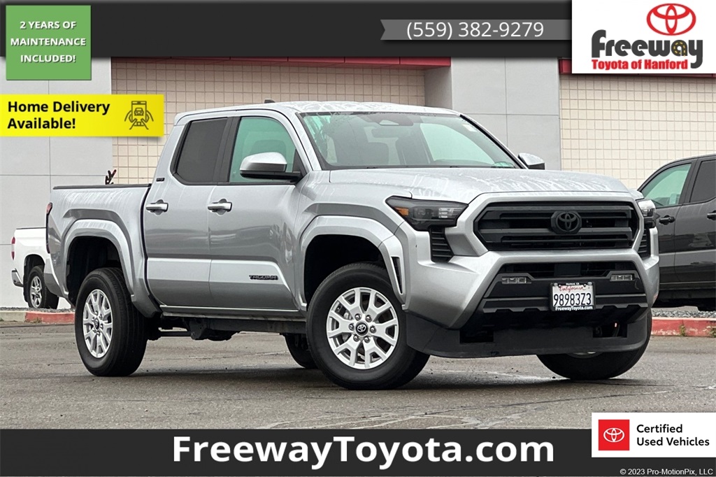 2024 Toyota Tacoma SR5's photo