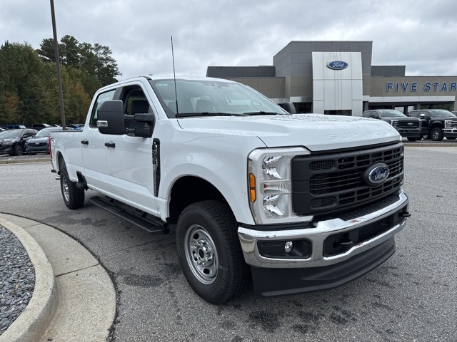2026 Ford F-250 photo 3