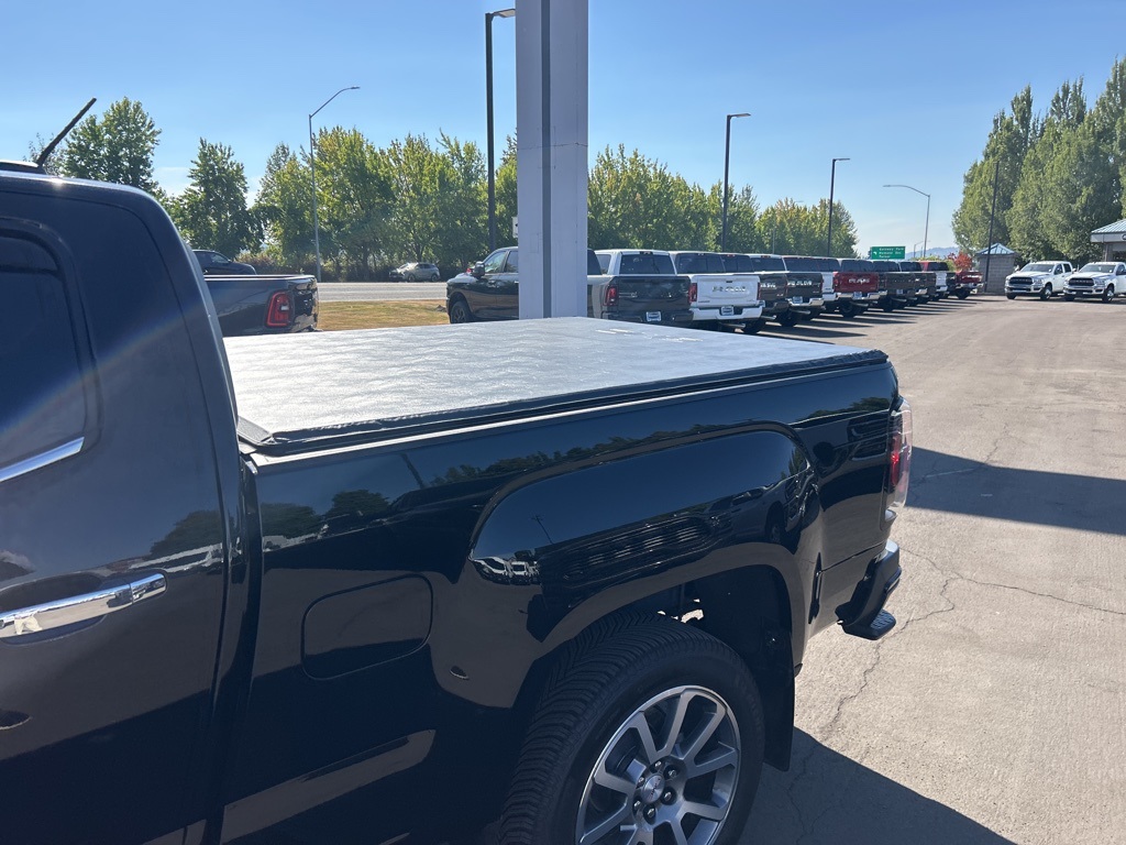 2022 Gmc Canyon Denali photo 3