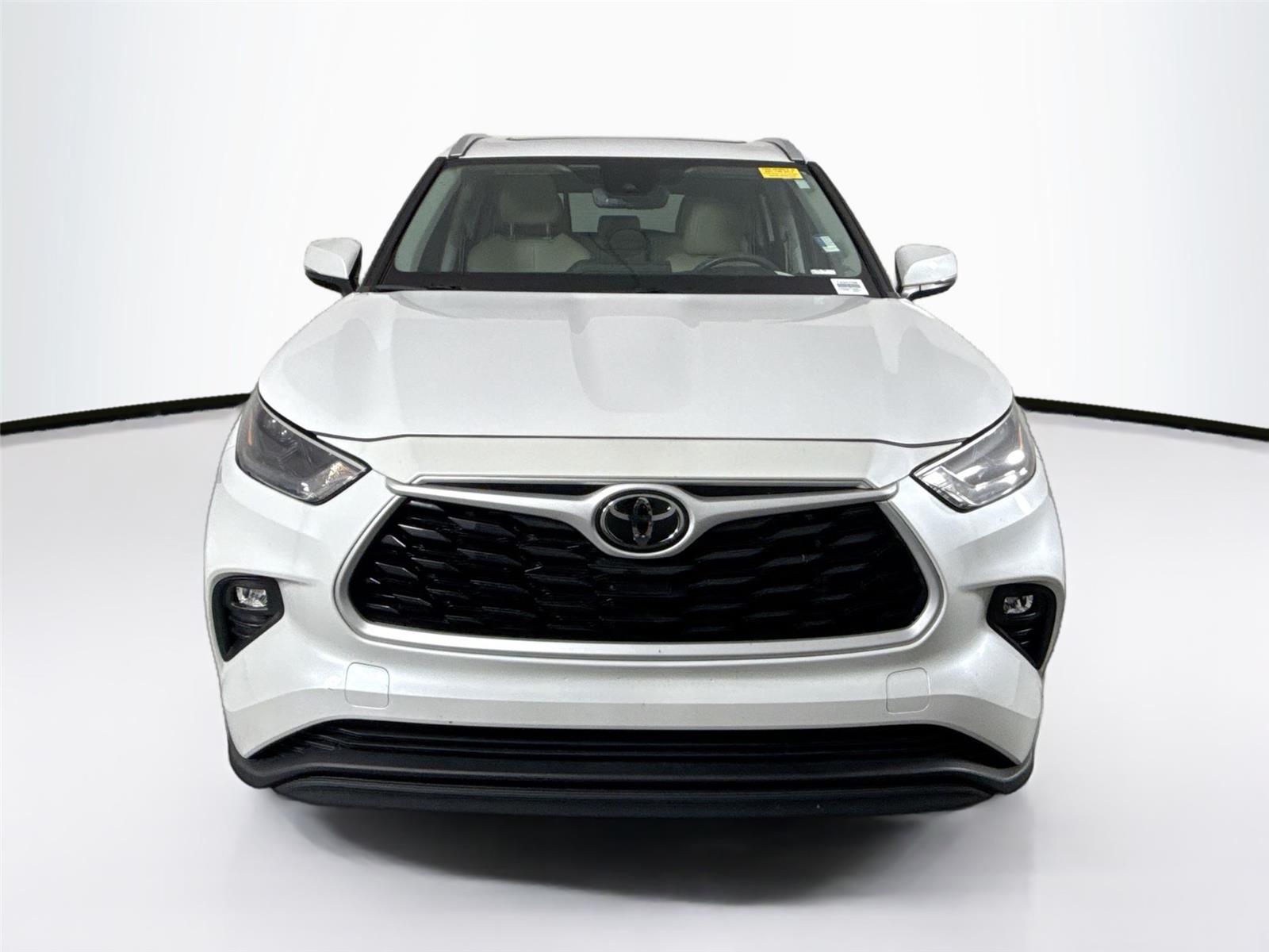 2023 Toyota Highlander Limited Platinum XLE XSE photo 3