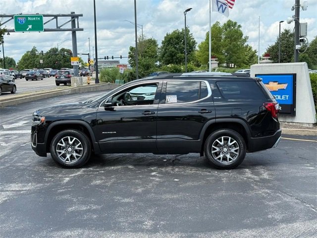 2023 Gmc Acadia SLE photo 2