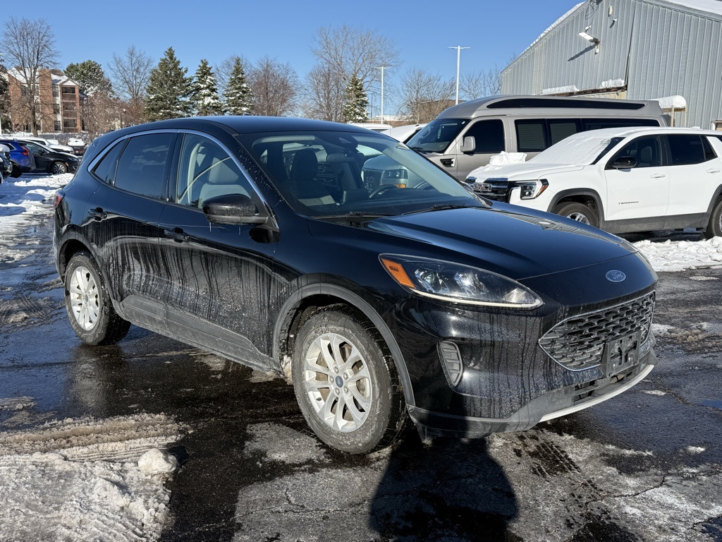 2020 Ford Escape SE's photo