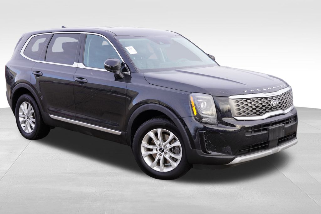 2021 Kia Telluride LX's photo