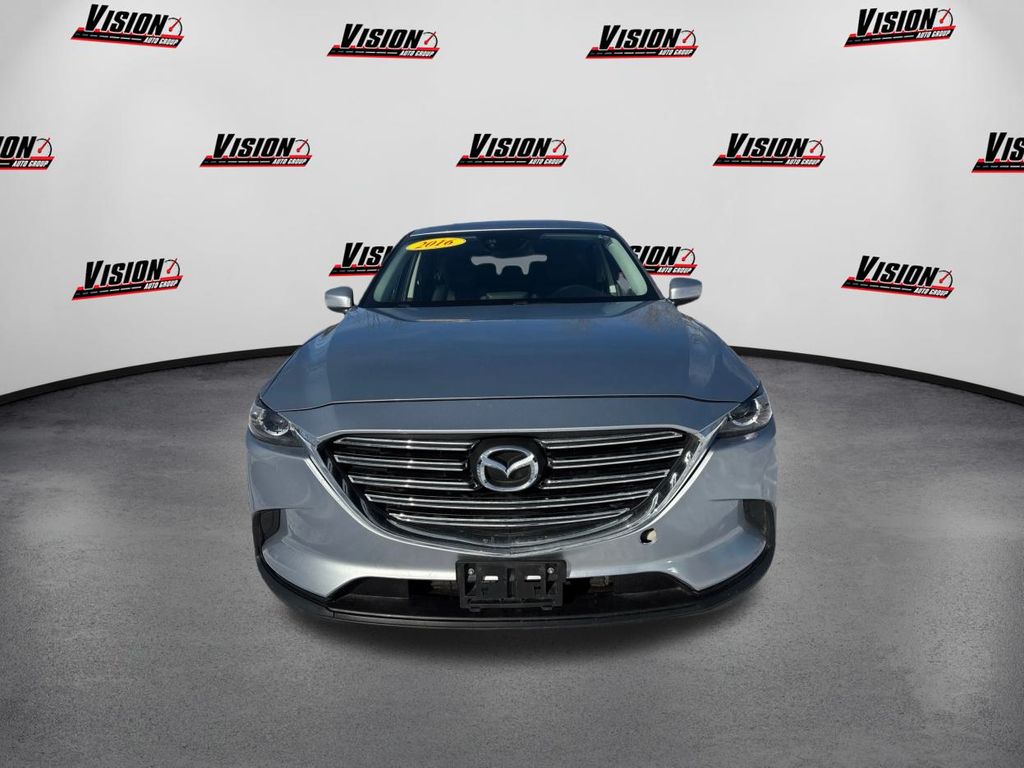2016 Mazda CX-9 Touring photo 2