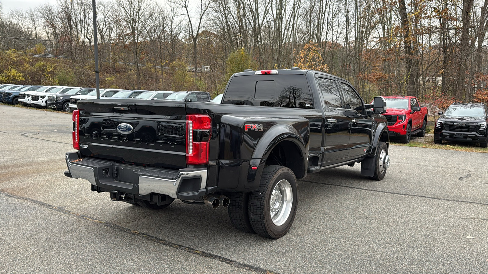 2023 Ford F-450 Lariat photo 4
