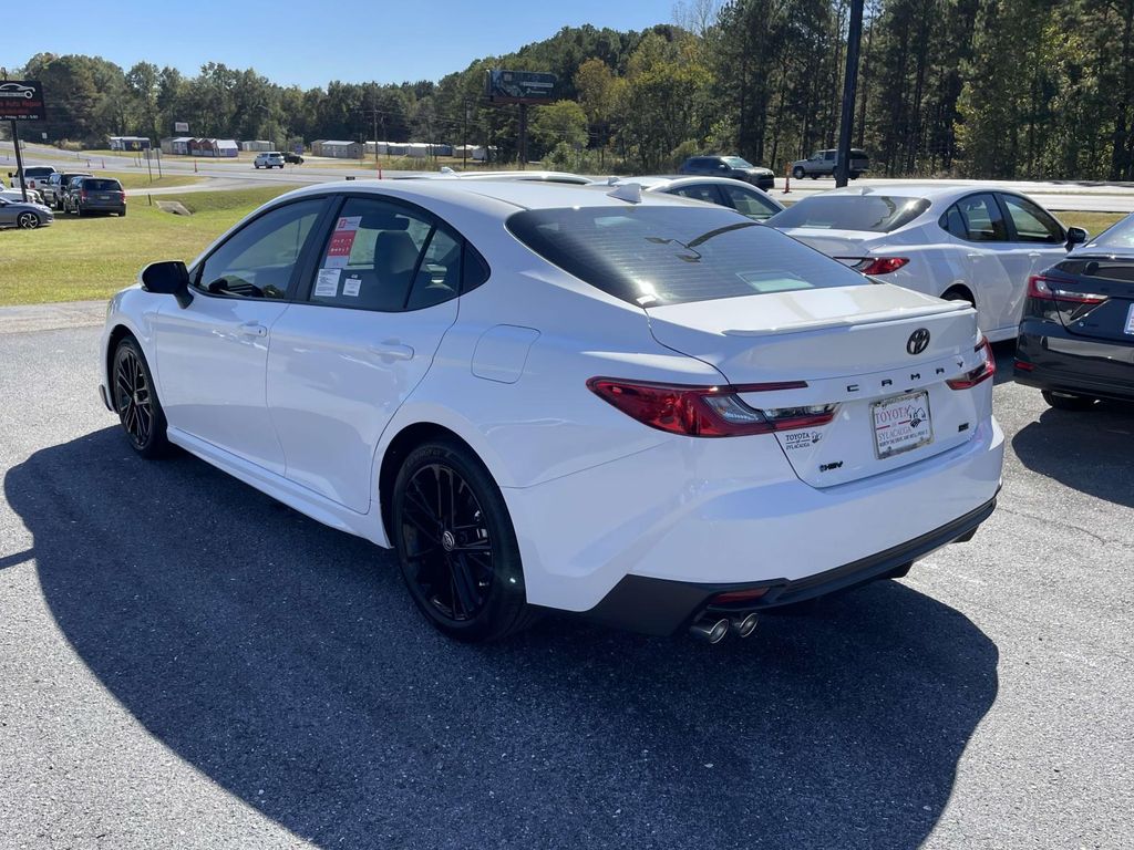 2026 Toyota Camry SE photo 4