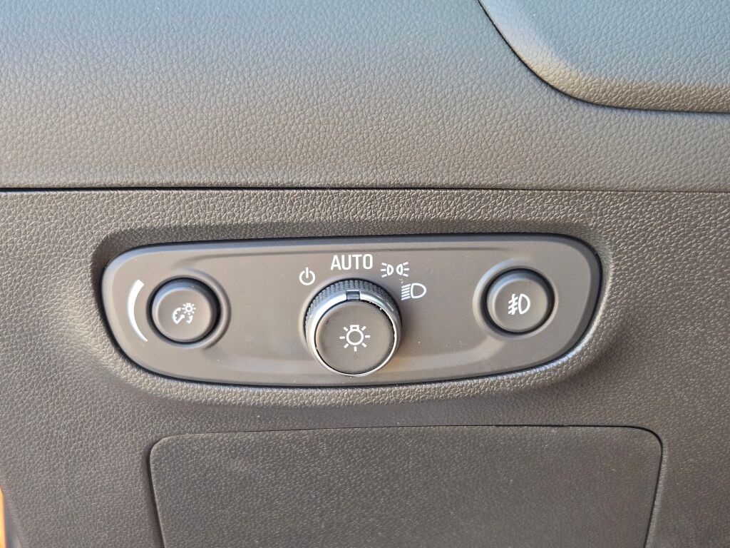 2022 Buick Encore GX Preferred photo 8