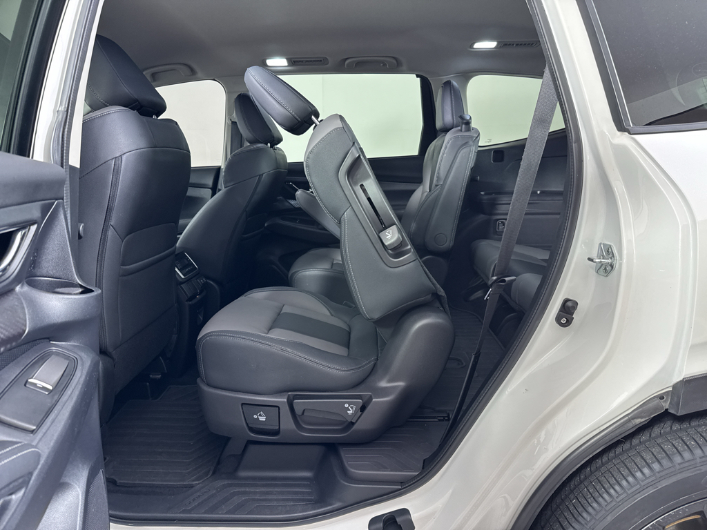 2022 Subaru Ascent Onyx Edition photo 12