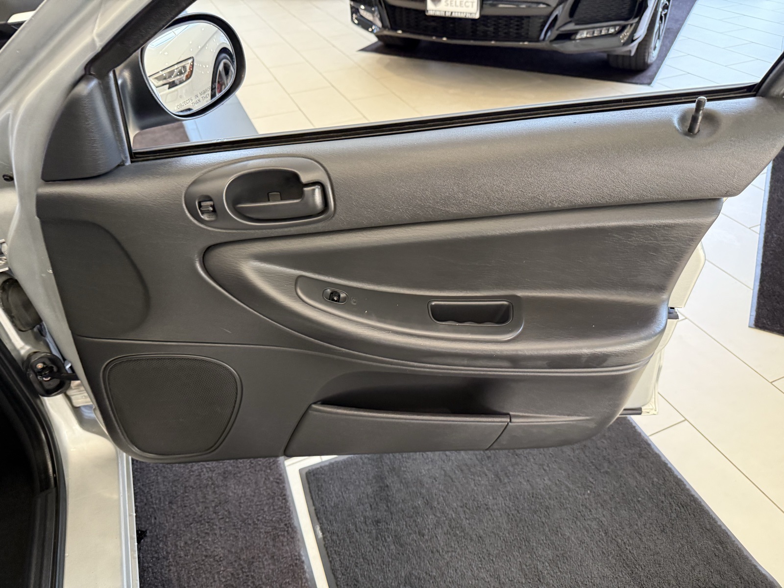 2005 Dodge Stratus SXT photo 15