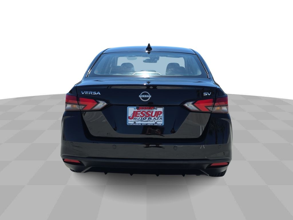 2024 Nissan Versa SV photo 7