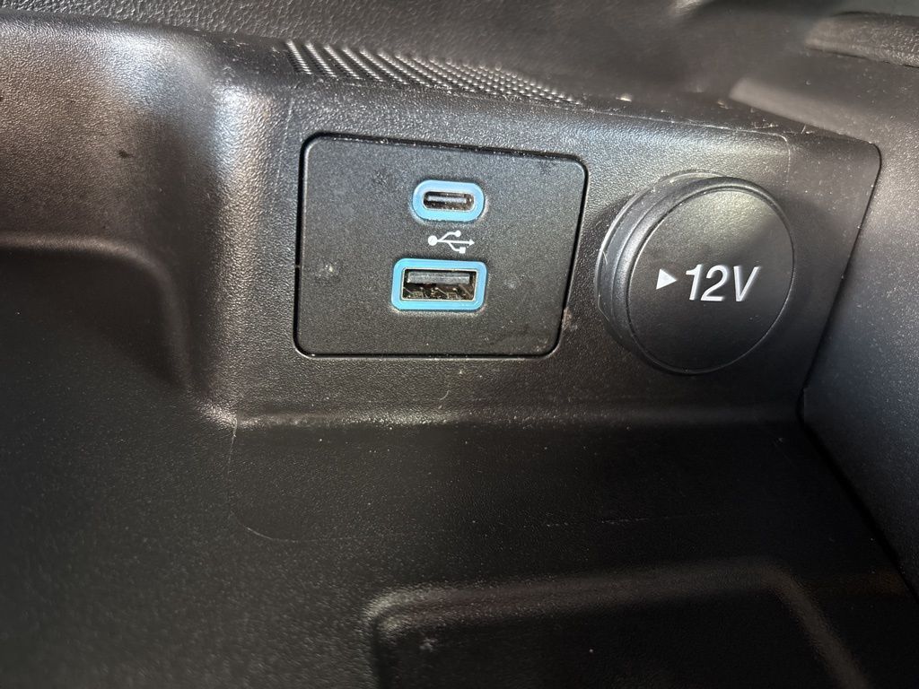 2023 Ford Escape ST-Line photo 18