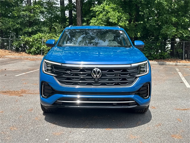 2025 Volkswagen Atlas Cross Sport SEL Premium R-Line photo 2