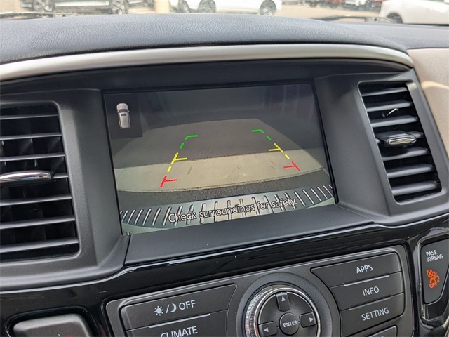 2020 Nissan Pathfinder SV photo 17