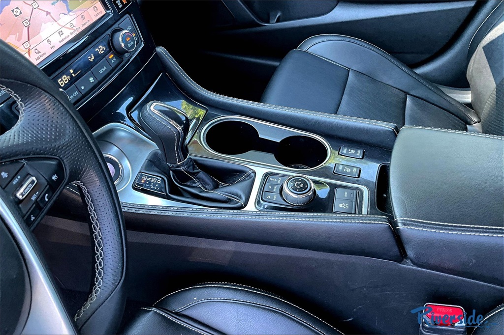 2023 Nissan Maxima SV photo 17