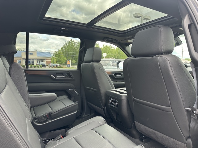 2025 Gmc Yukon XL Denali photo 12