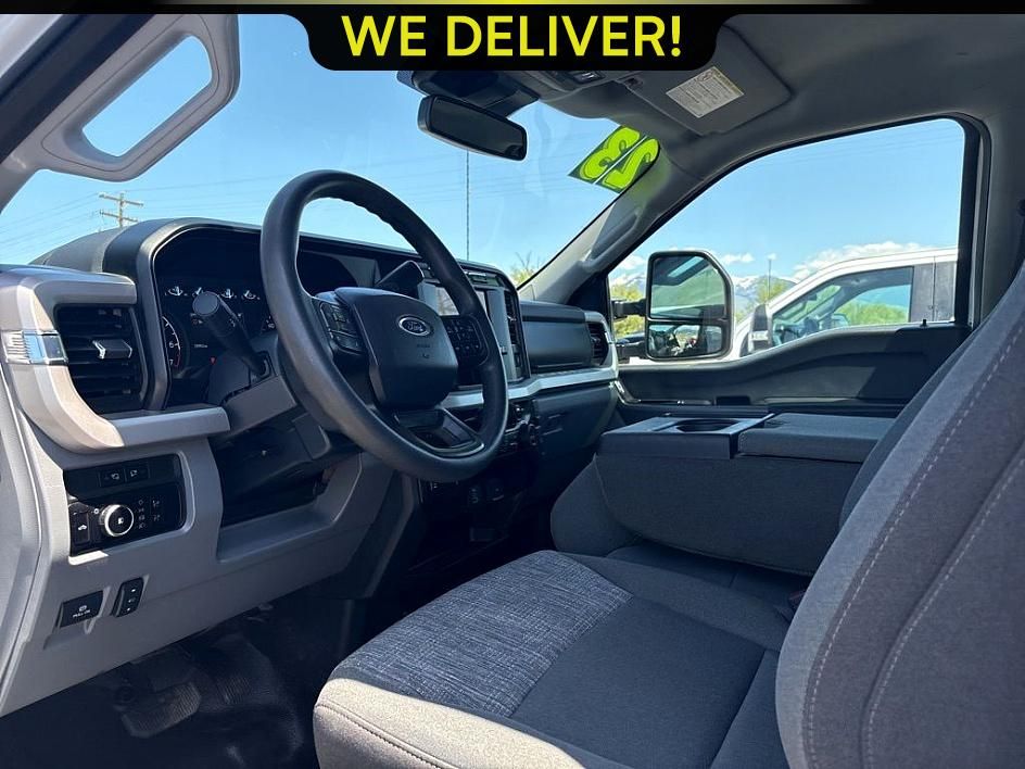 2023 Ford F-250 photo 12