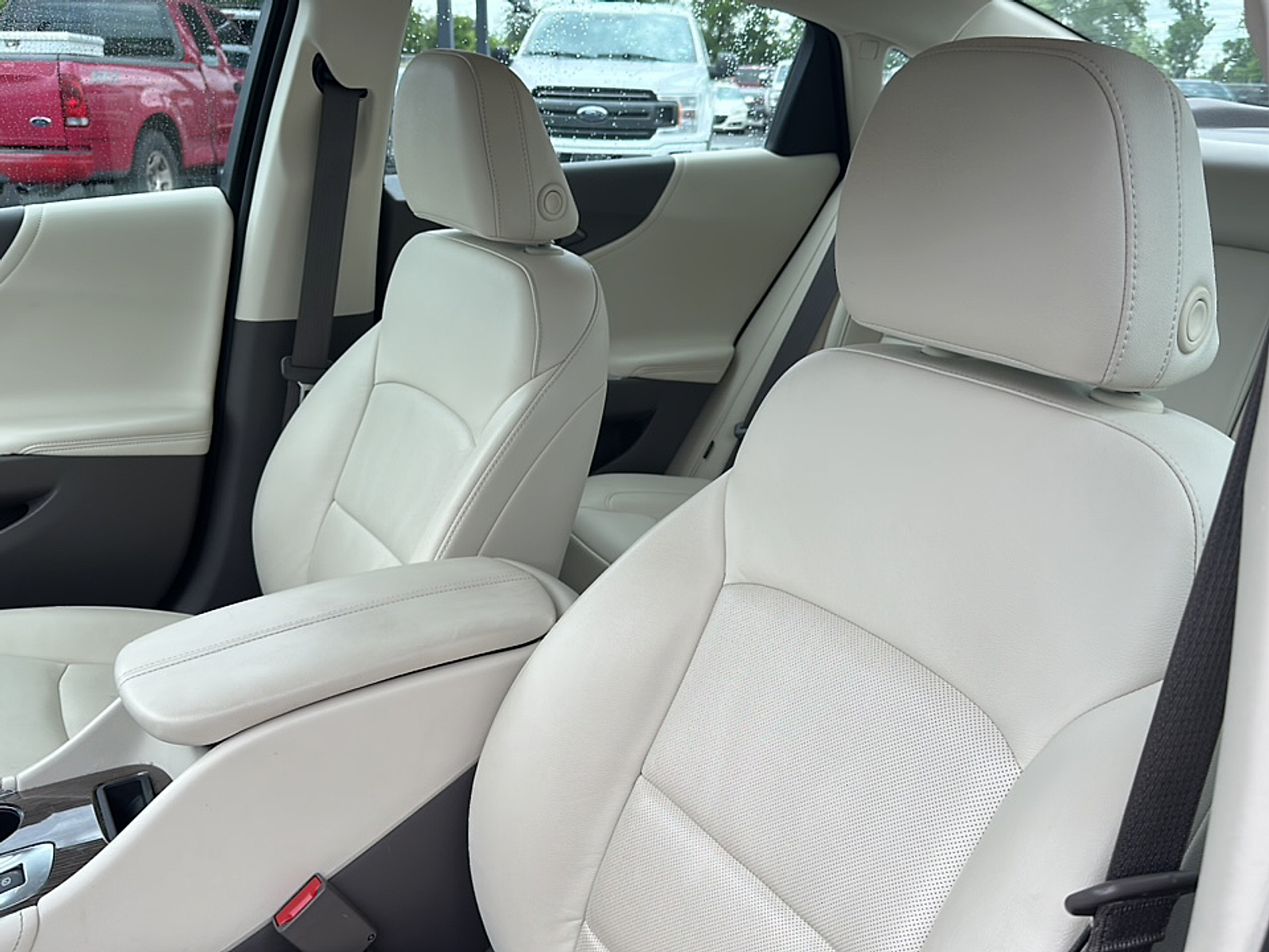 Used 2024 Lakeshore Blue Metallic CHEVROLET LT image 14