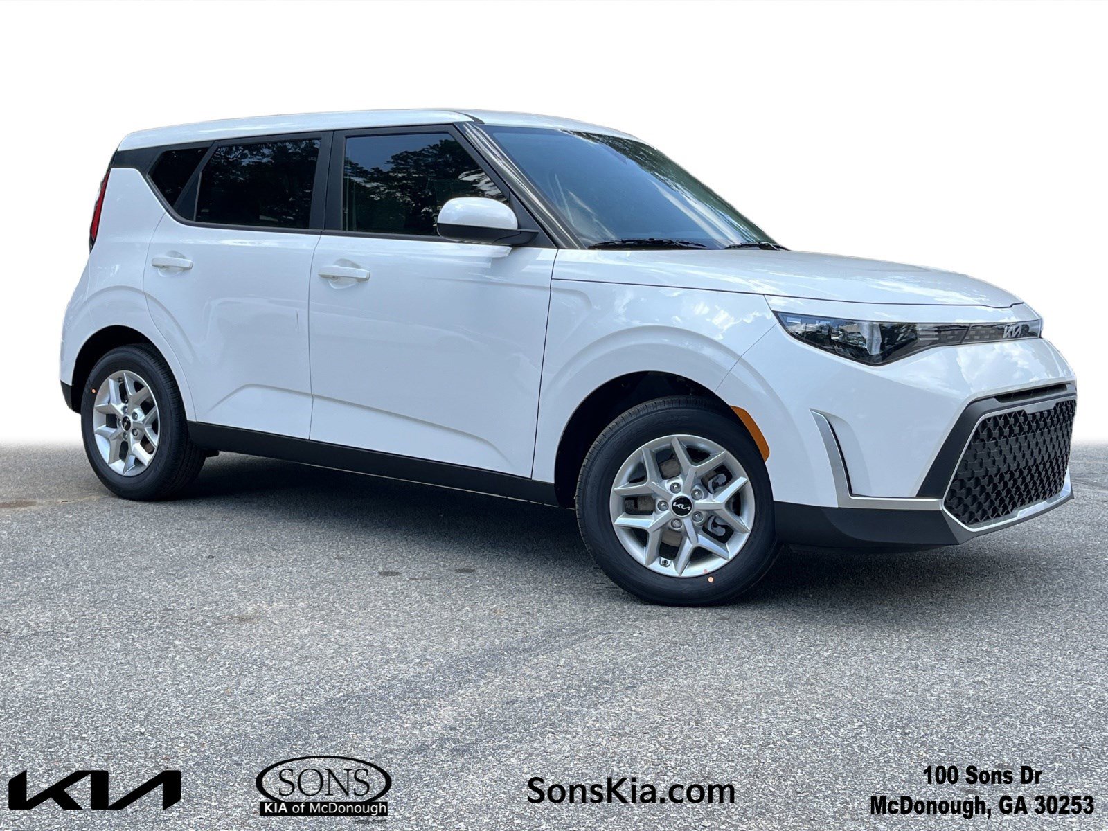 2025 Kia Soul LX's photo