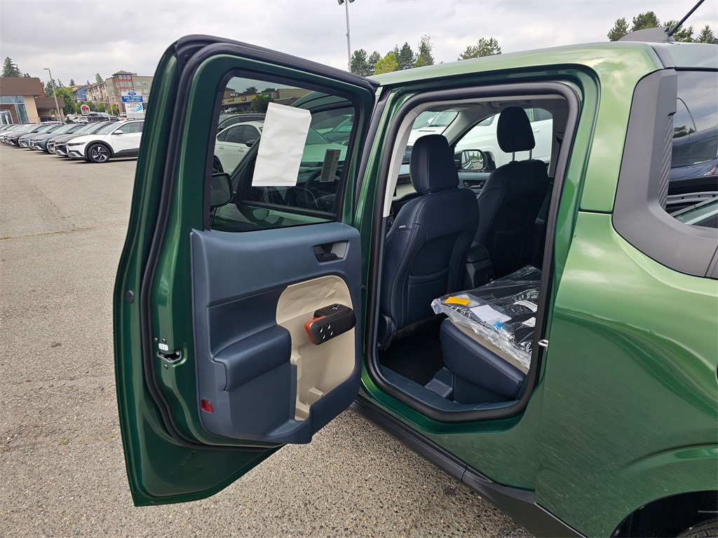 2025 Ford Maverick Lariat photo 15