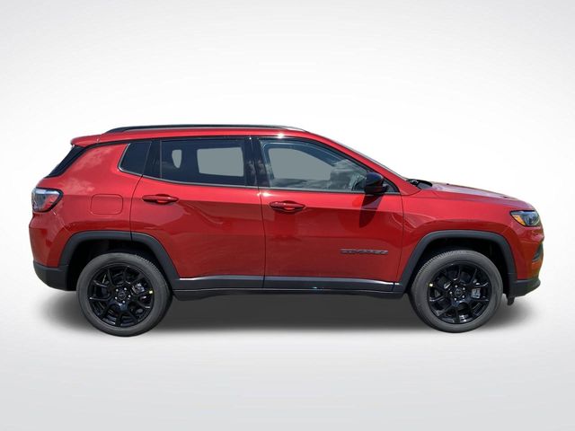 2025 Jeep Compass Latitude photo 2