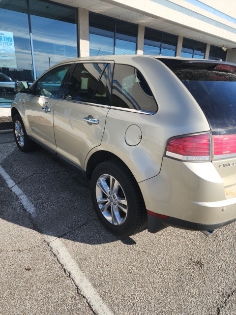 2010 Lincoln MKX Base photo 4