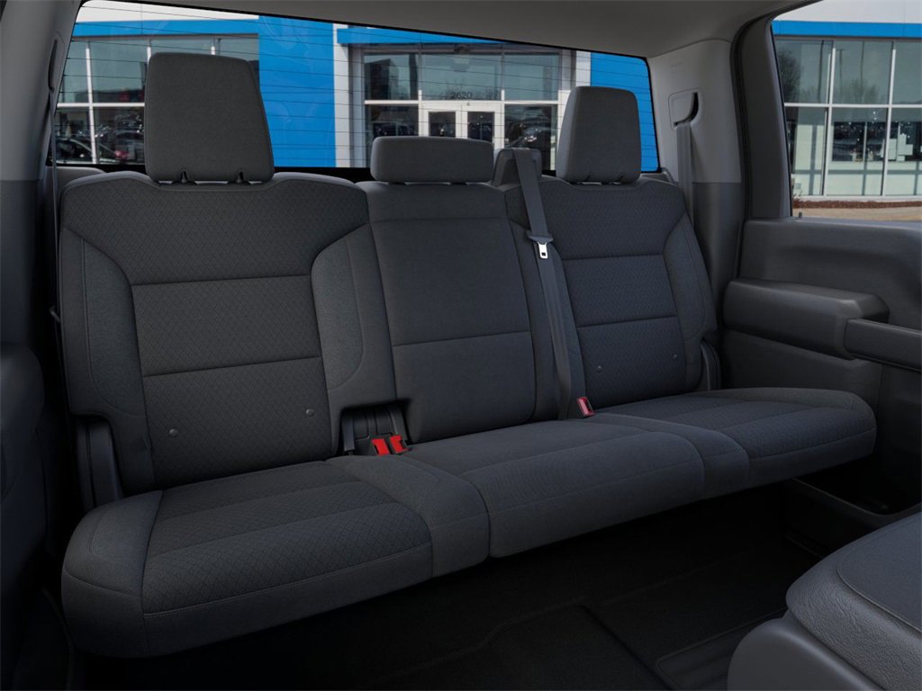 2025 Chevrolet Silverado 2500HD Custom photo 16