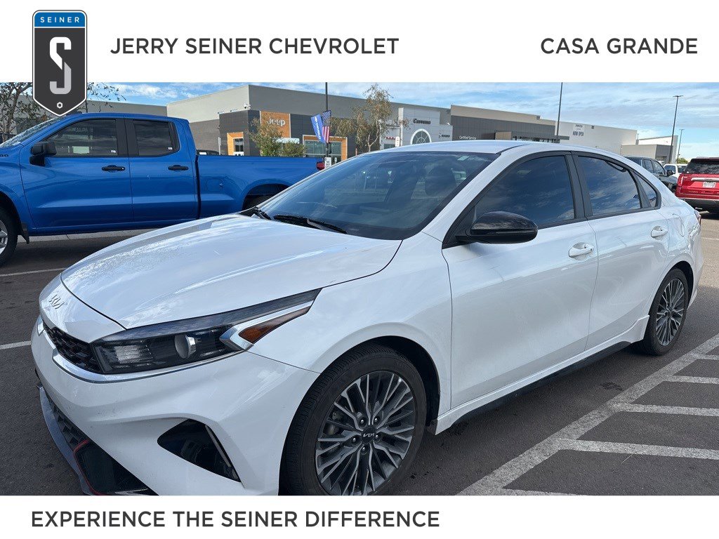 2023 Kia Forte GT-Line's photo