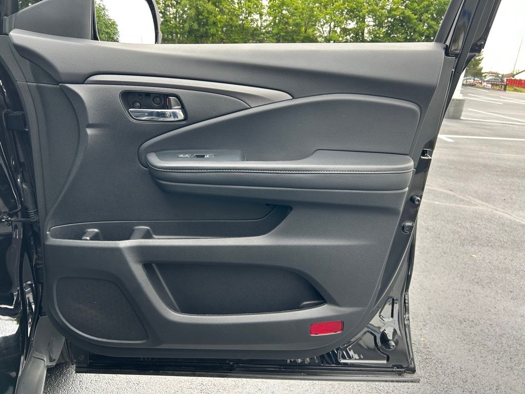 2023 Honda Ridgeline Sport photo 23