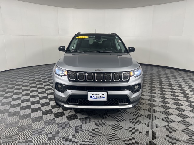 2022 Jeep Compass Limited photo 2