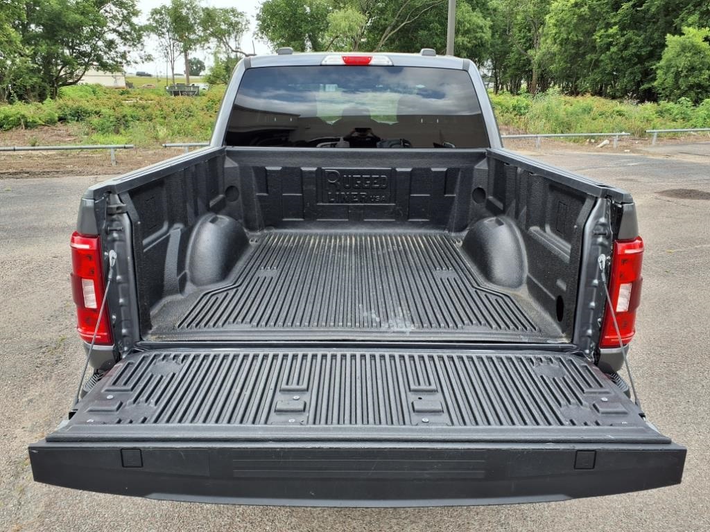 2023 Ford F-150 XLT photo 18