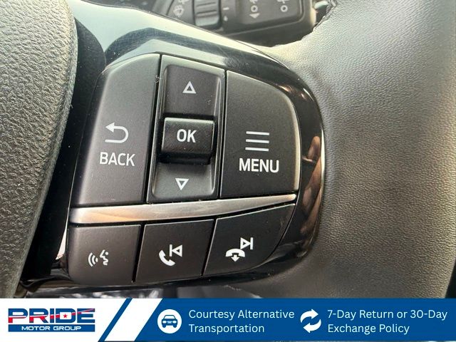2022 Ford Escape SEL photo 21