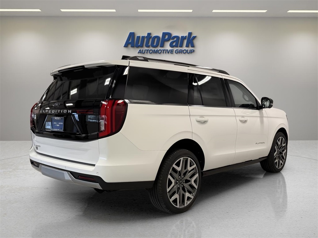 2025 Ford Expedition Platinum photo 4