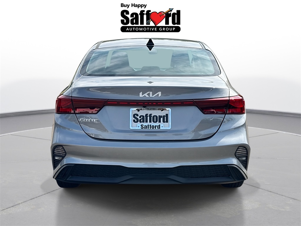 2024 Kia Forte LXS photo 6