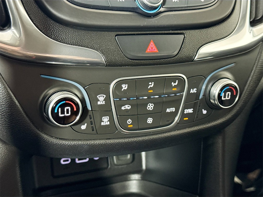 2019 Chevrolet Equinox LT photo 30
