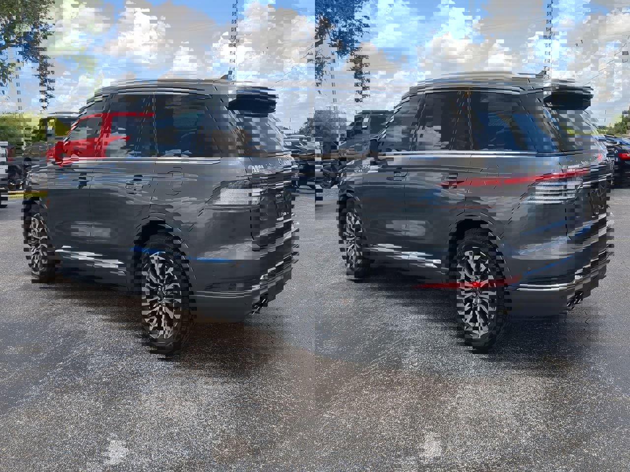2020 Lincoln Aviator Reserve photo 6