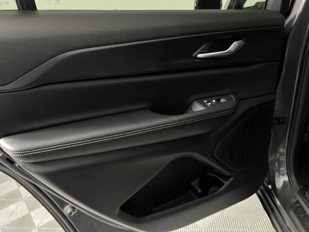 2024 Jeep Grand Cherokee Altitude photo 20