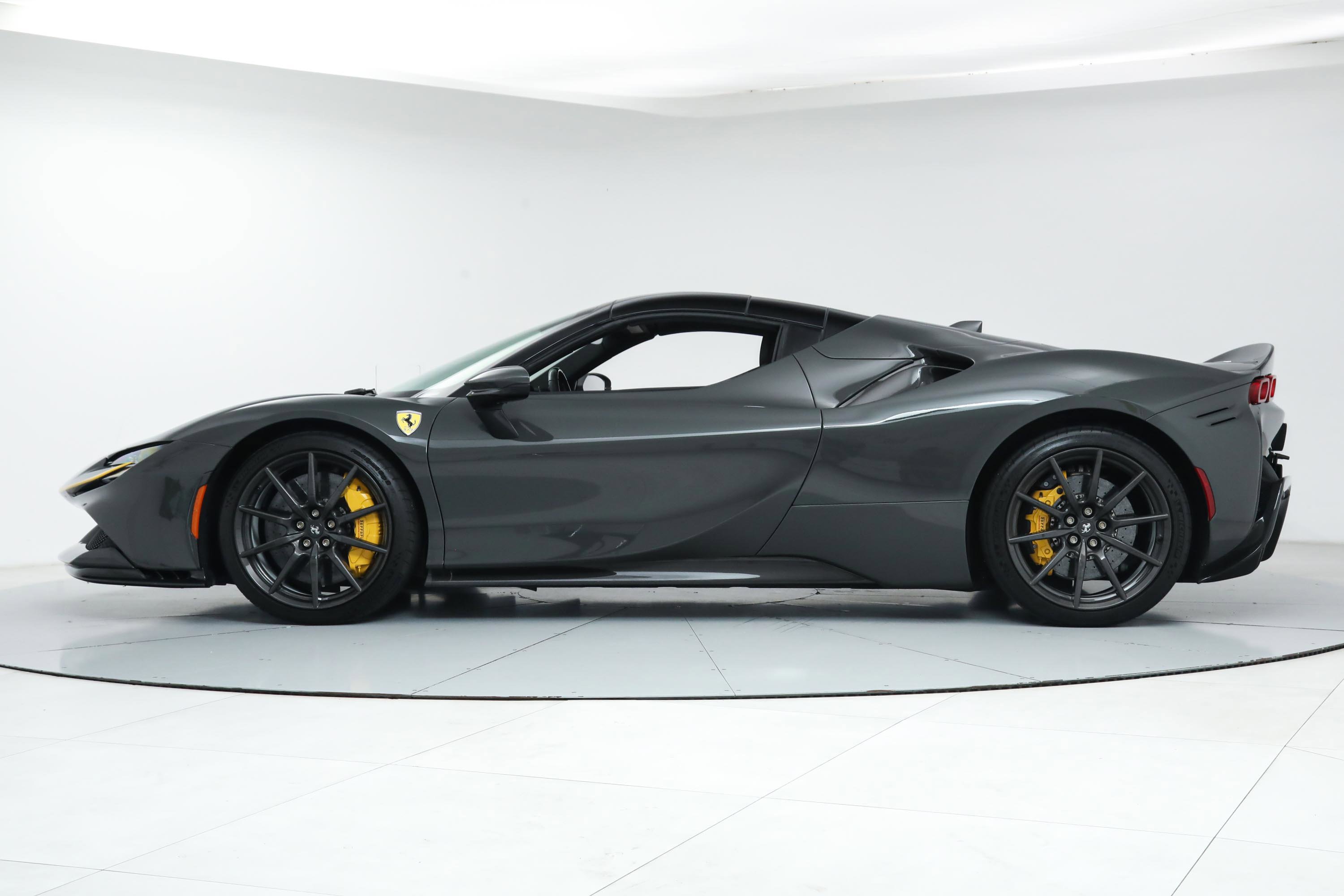 2022 Ferrari SF90 Spider Assetto Fiorano photo 7
