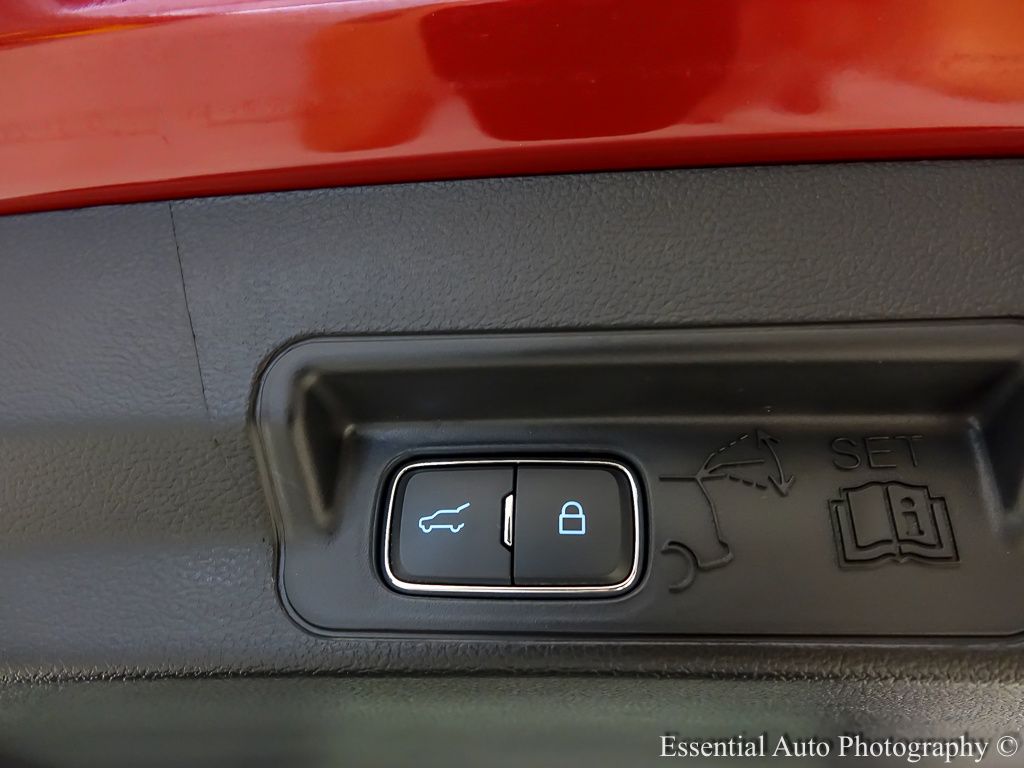 2025 FORD EXPLORER - Image 24