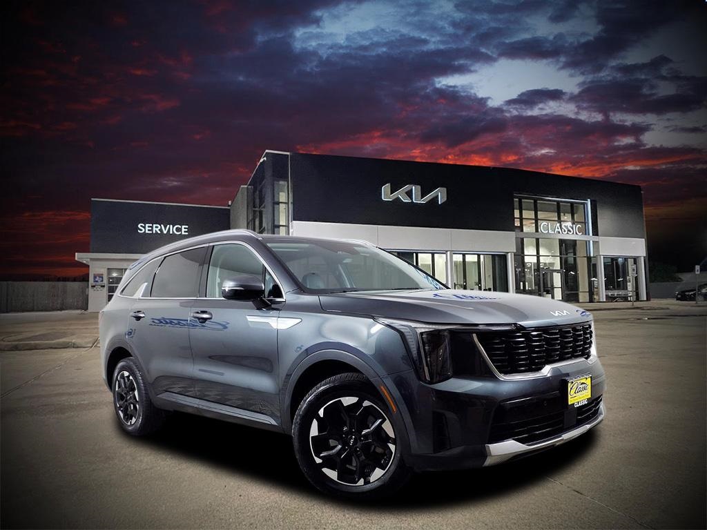 2024 Kia Sorento S's photo