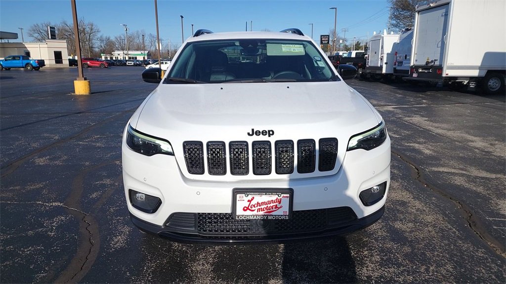 2023 Jeep Cherokee Altitude Lux photo 3