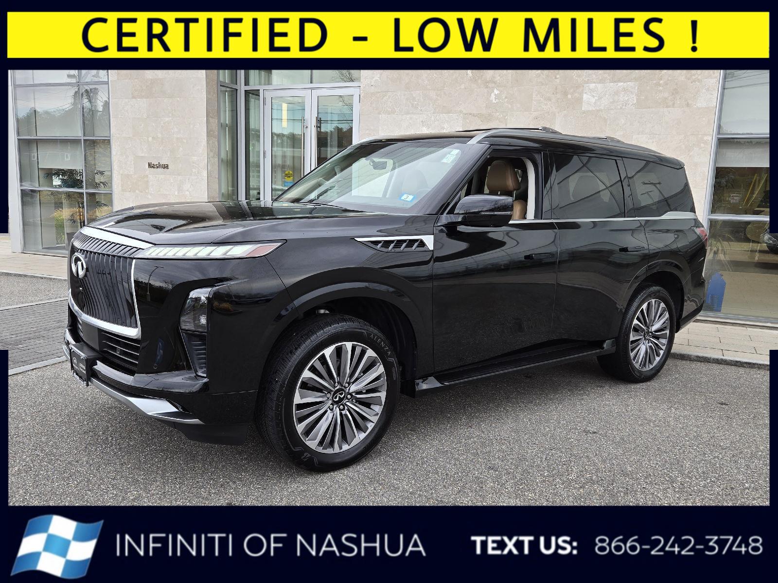 2025 Infiniti QX80 Luxe photo 2