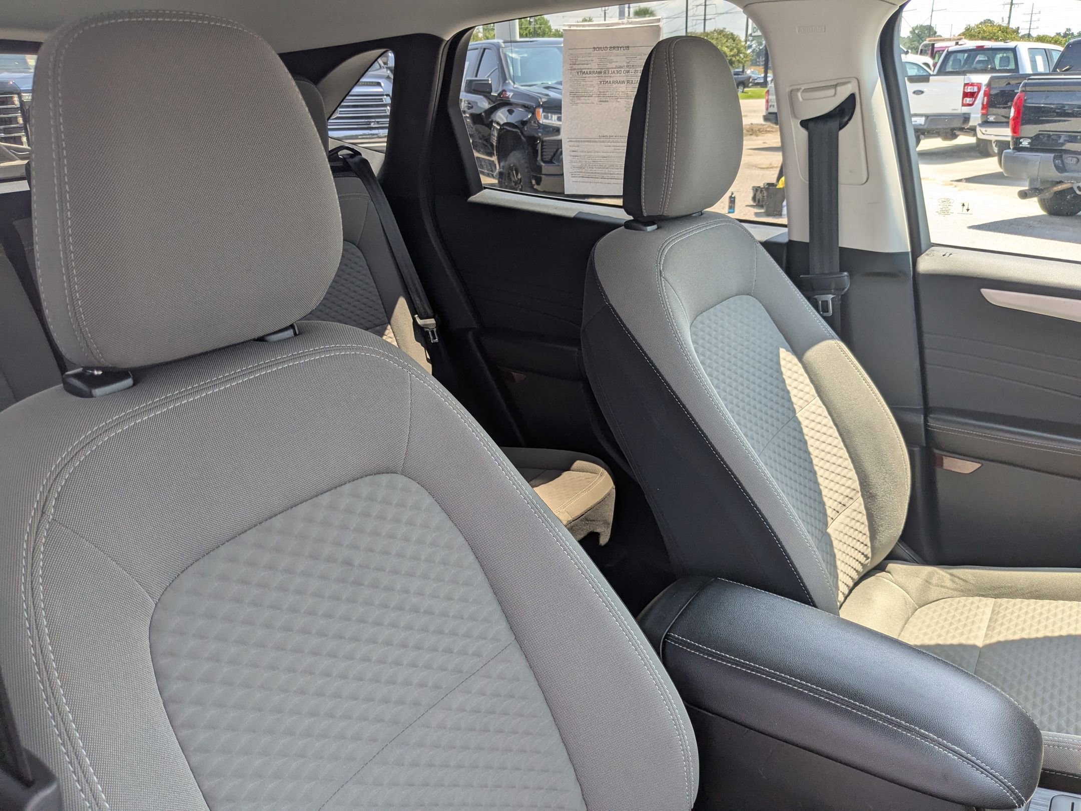 2022 Ford Escape SE photo 26