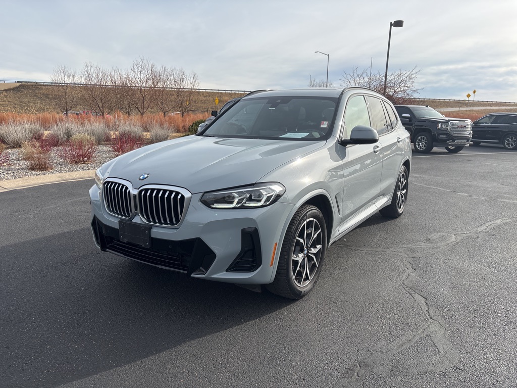 2023 BMW X3 30i's photo