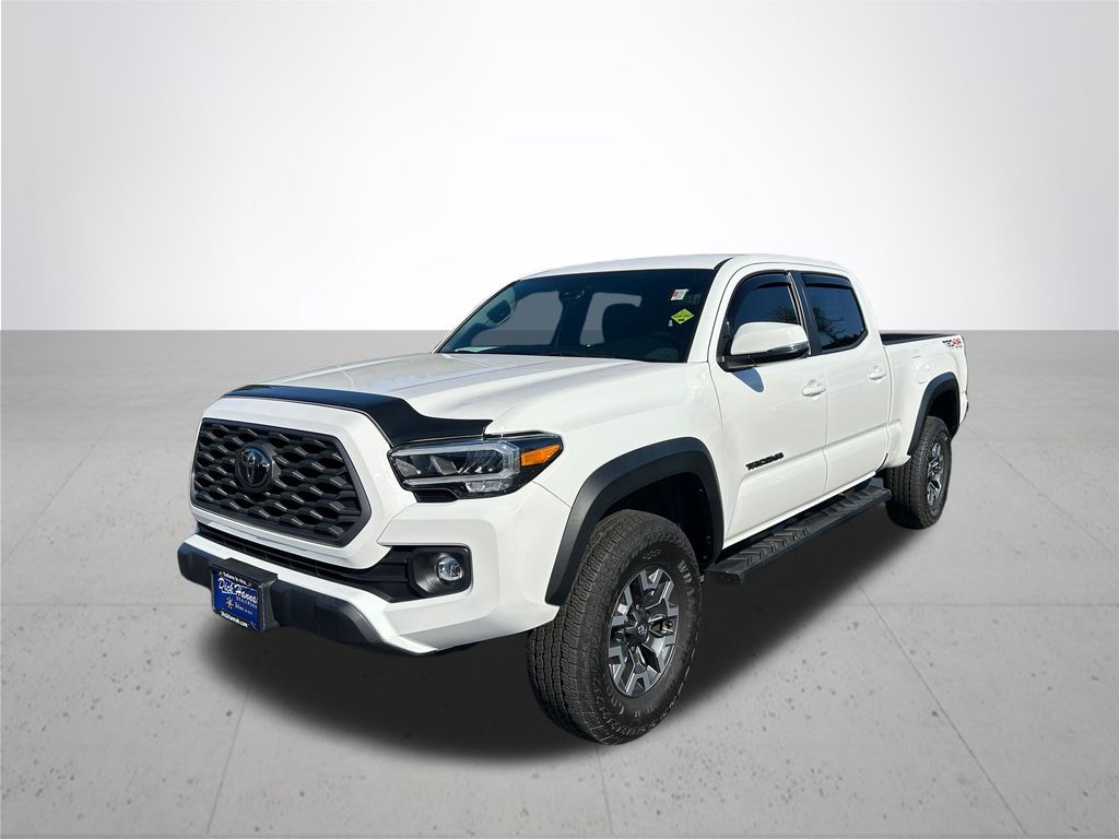 2023 Toyota Tacoma TRD Off-Road photo 2