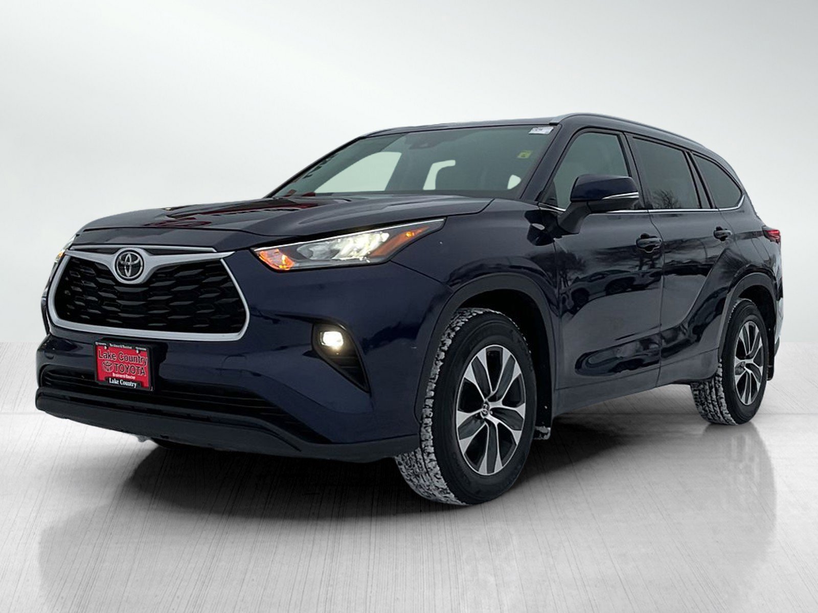 2022 Toyota Highlander XLE's photo
